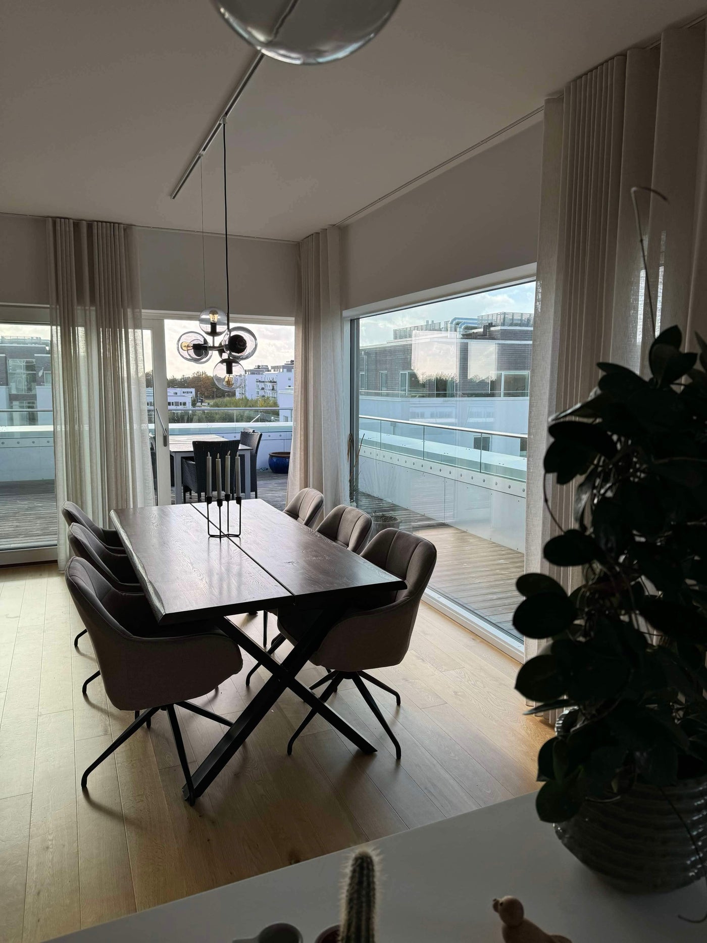 Dobbelt indretning: Fra villa til penthouselejlighed